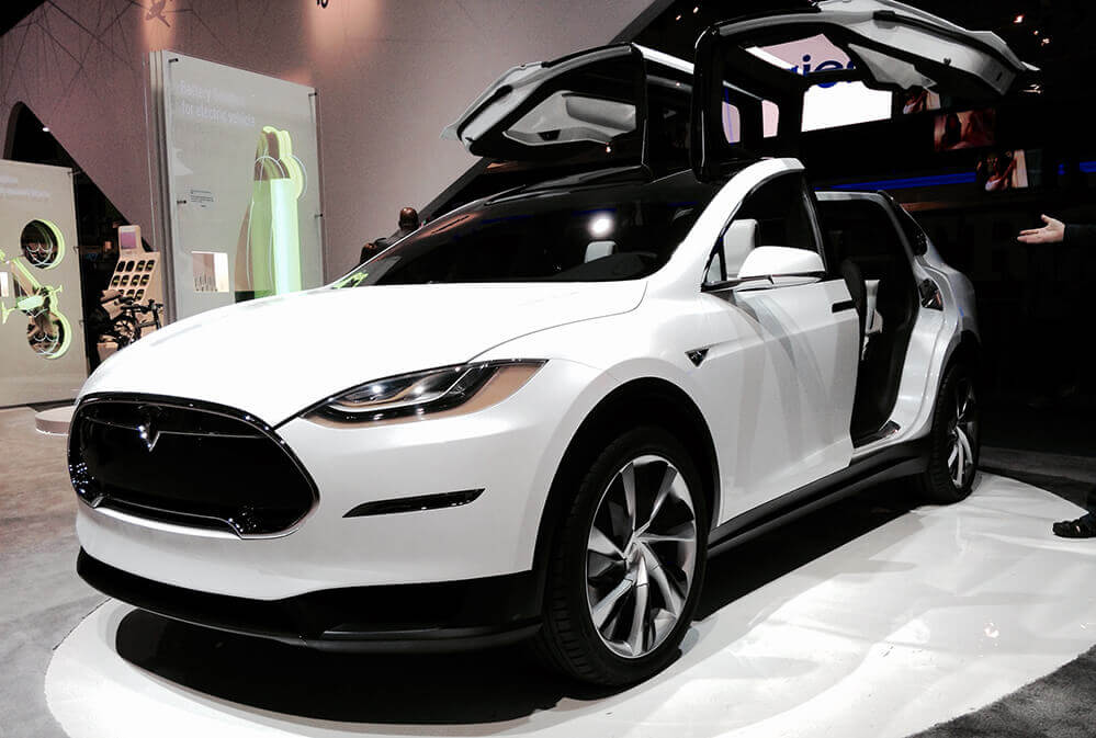 TFX-International-vehicle-transport-Canada: Tesla Model X